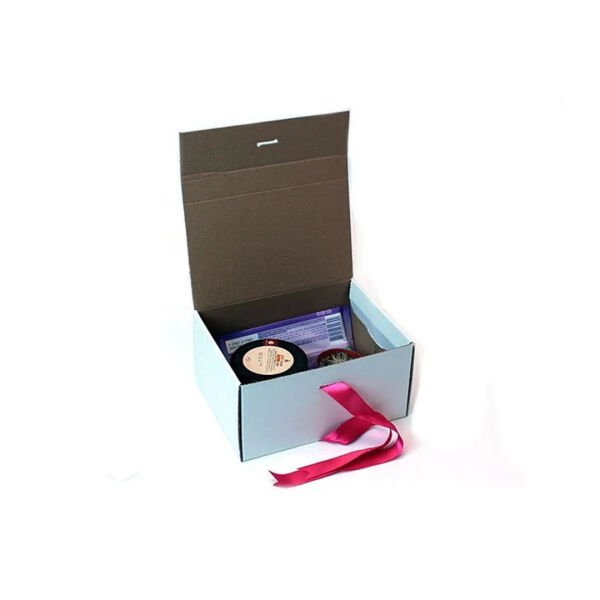 20x15x10 Cm İyi Ki Varsın Kurdeleli Hediye Kutusu 3 Adet