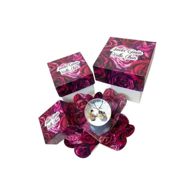 Anneler Günü Hediye Kutusu 15x15x15 cm 50 Adet